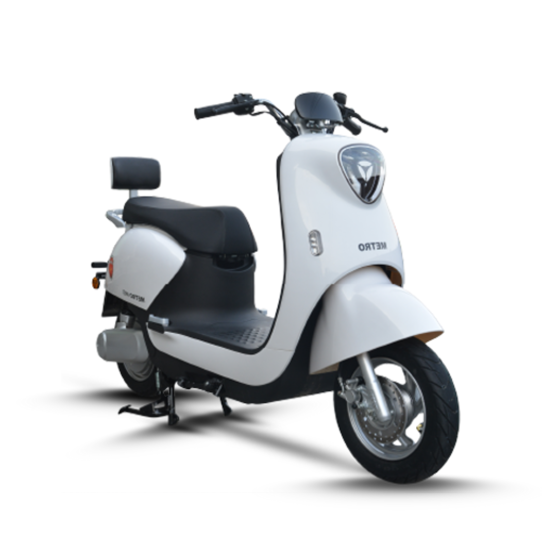 Metro M6 Electric Scooter – 95KM Range | 72V Battery | 1200W Motor